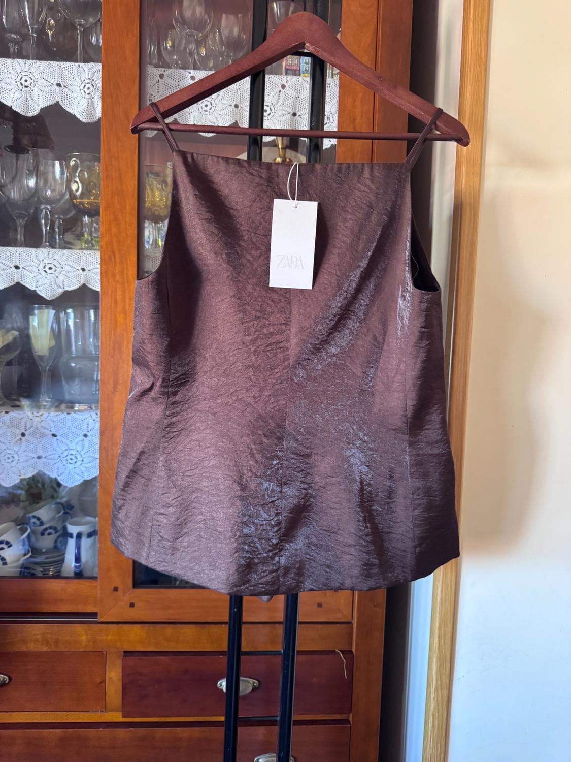 SHINY-EFFECT GILET - Image 3