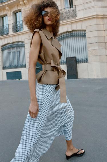 DOUBLE-BREASTED WAISTCOAT WITH BELT AND SHOULDER PADS - Khaki by Zara - Image 2