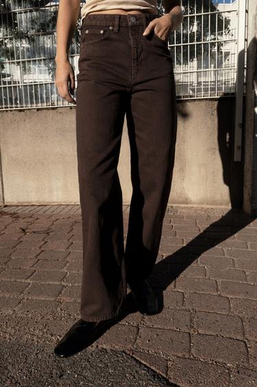 JEANS TRF MOM FIT TIRO ALTO - Marrón de Zara