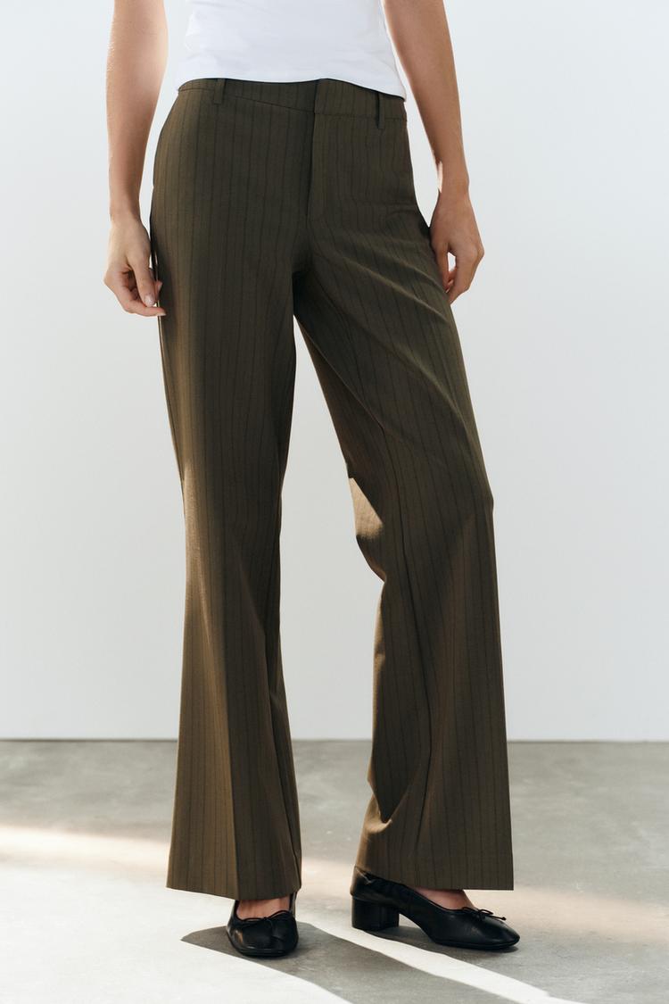 PANTALÓN RECTO TIRO BAJO