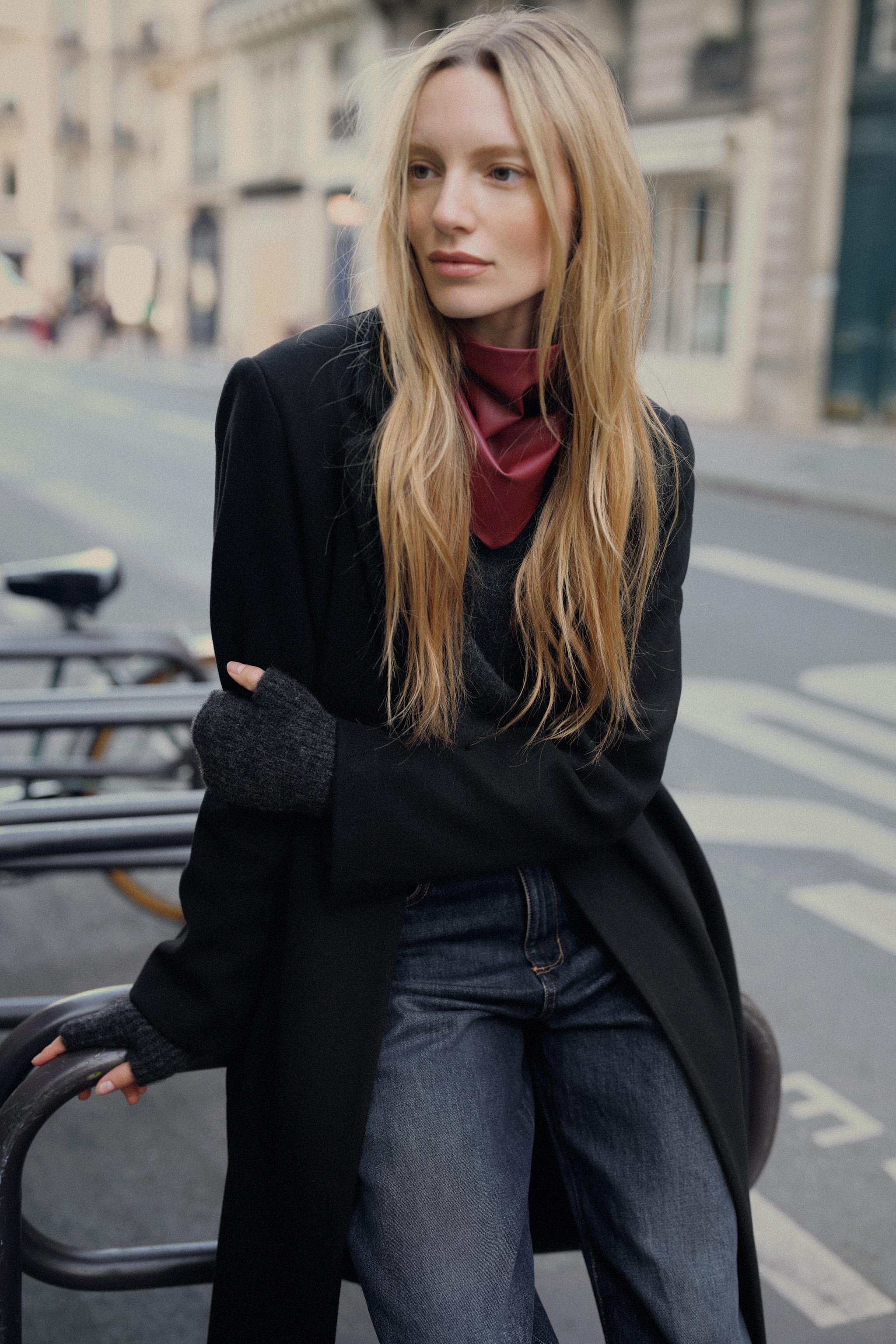 SHORT KNIT MITTENS - Burgundy | ZARA United States