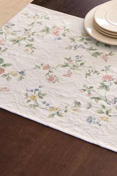 Zara JACQUARD TABLE RUNNER WITH A FLORAL PRINT - Greenish