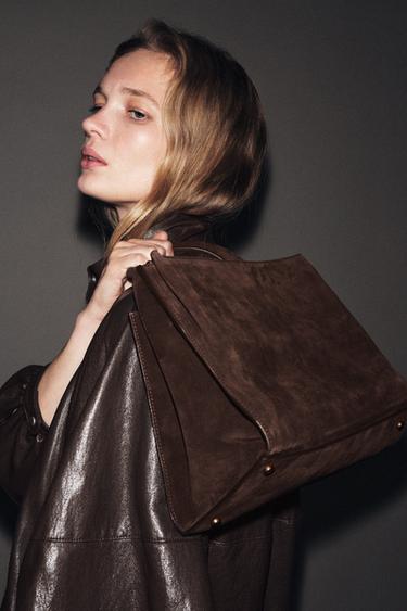 LEATHER CITY BAG - Red by Zara