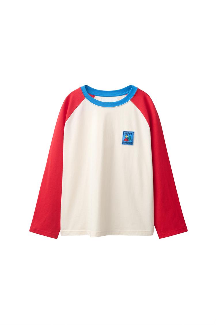 CAMISETA MANGA RANGLÁN PARCHE