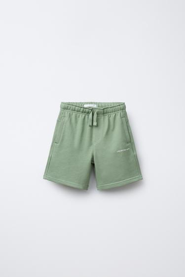 STRAIGHT FIT TEXTURED TEXT BERMUDA SHORTS - Pastel green by Zara