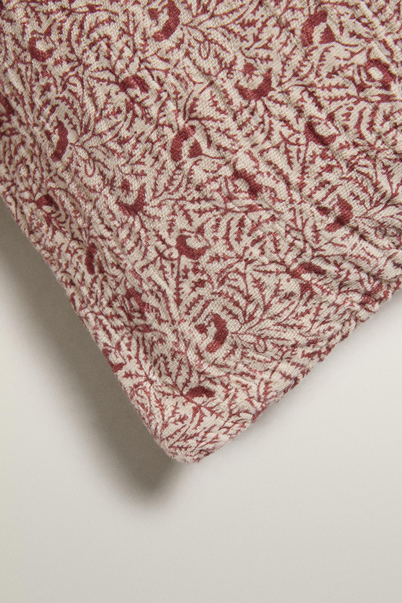 BRANCH PRINT LINEN AND COTTON THROW PILLOW COVER — Beige