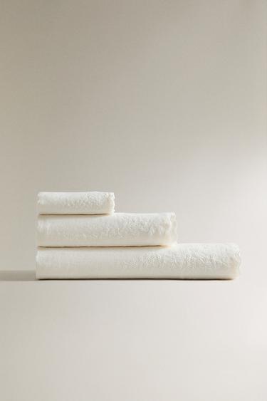 EMBROIDERED LINEN TOWEL - Ivory by Zara - Image 0