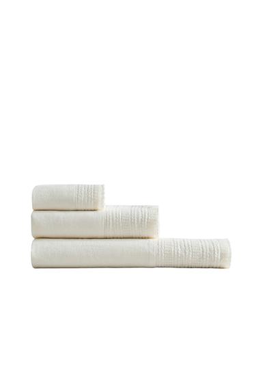 TOWEL WITH EMBROIDERED LINEN BORDER - Ivory by Zara