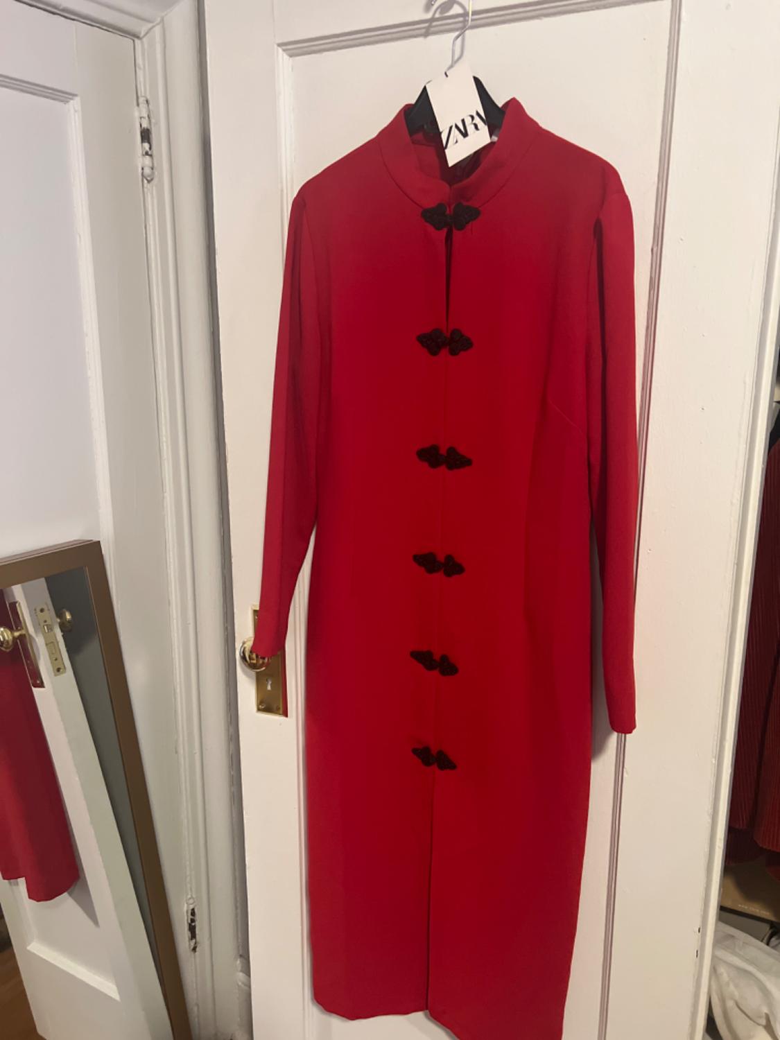 VESTIDO ALAMARES