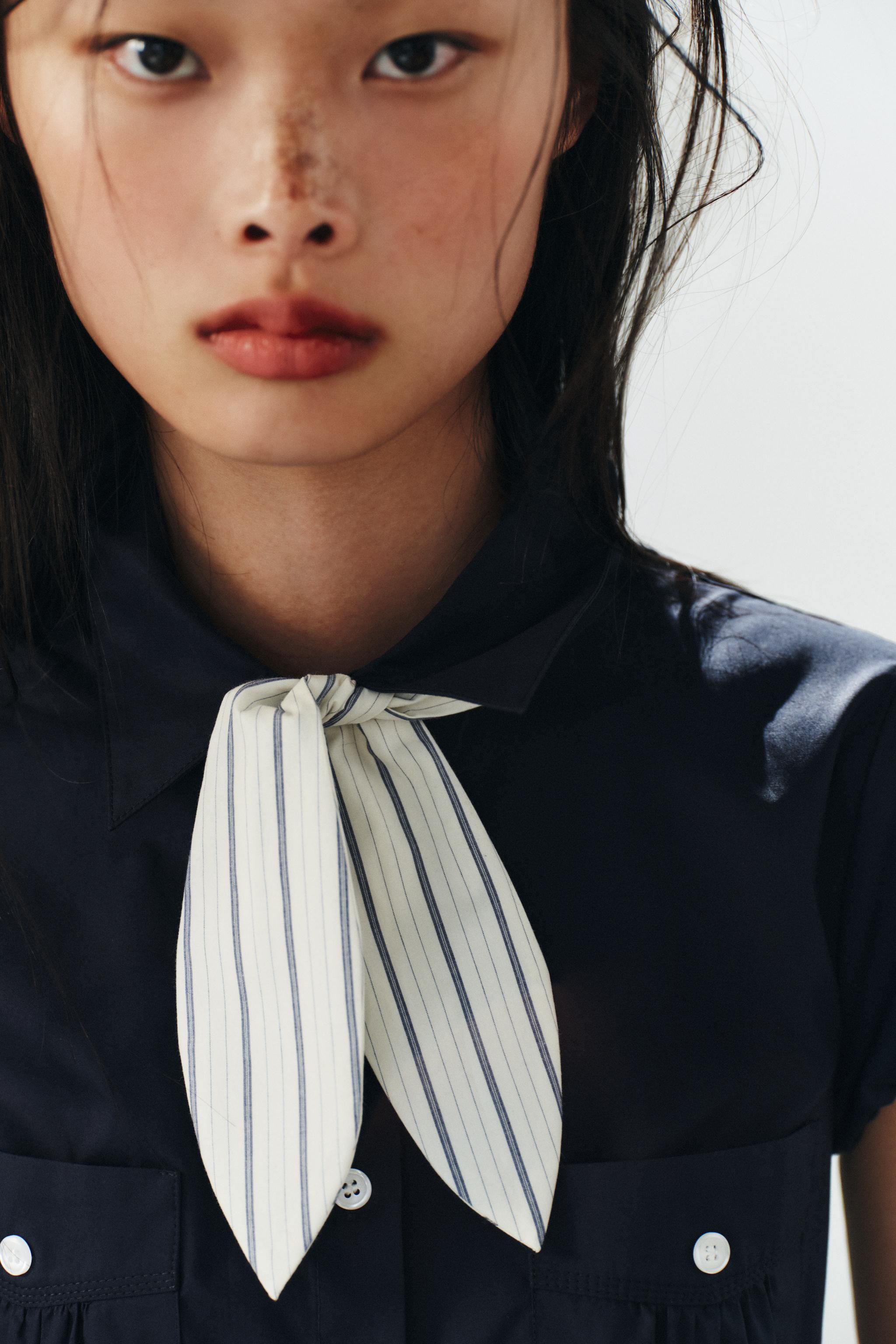 FITTED SHIRT WITH POCKETS AND SCARF DETAIL
