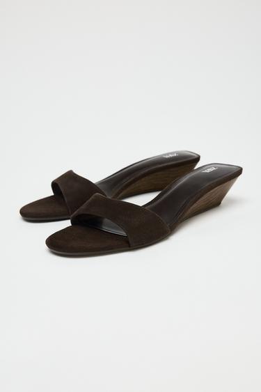 SANDALES À TALONS COMPENSÉS EN DAIM - Marron de Zara - Image 2