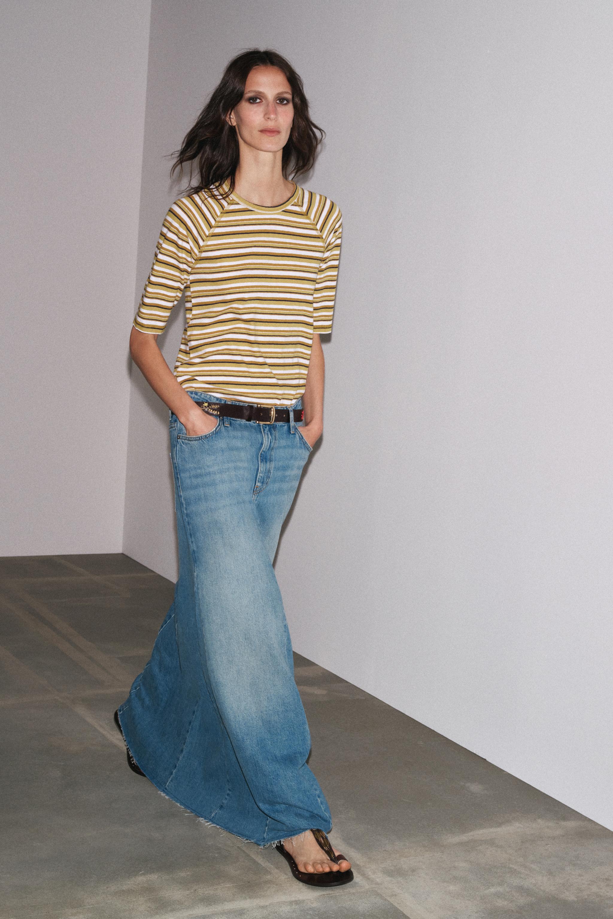 ストライプTシャツ - エクリュ / グリーン | ZARA Japan / 日本
