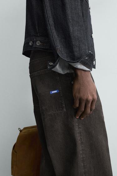 PANTALON RELAXED FIT RAYURES FLOQUÉES - Vert billard de Zara - Image 5