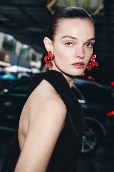 MAXI ENAMELLED FLOWER EARRINGS - Red by Zara