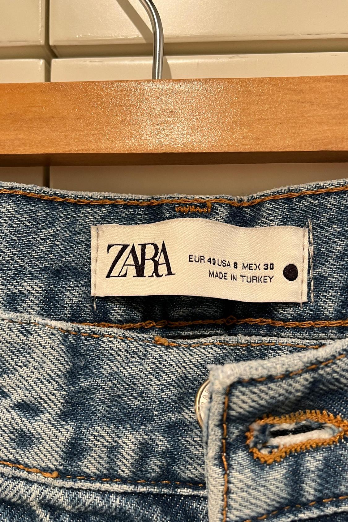 JEANS ZARA TIRO MEDIO - Image 2