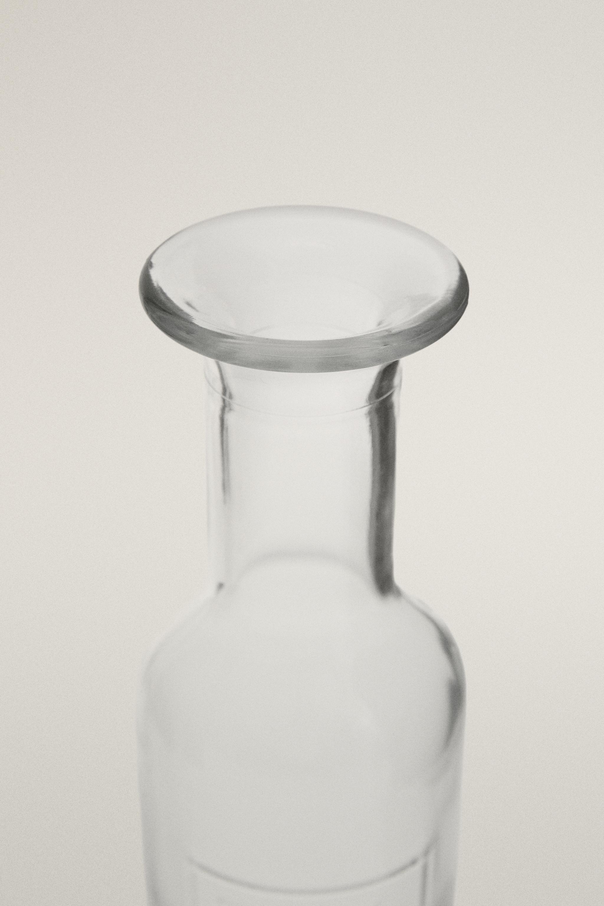 NARROW INFINITY SCARF GLASS BOTTLE — Transparent