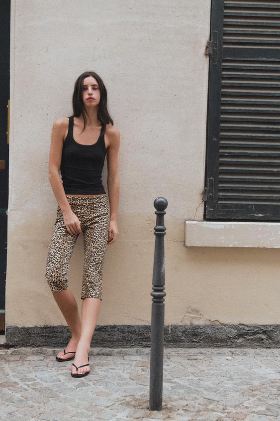 Zara ANIMAL PRINT CAPRI PANTS - Leopard - Image 0