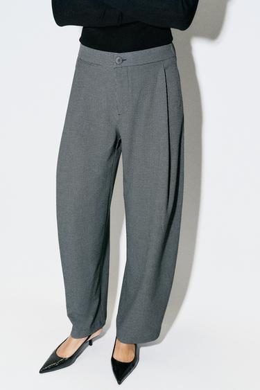 BARREL PLEATED PANTS — Black / Ecru 2