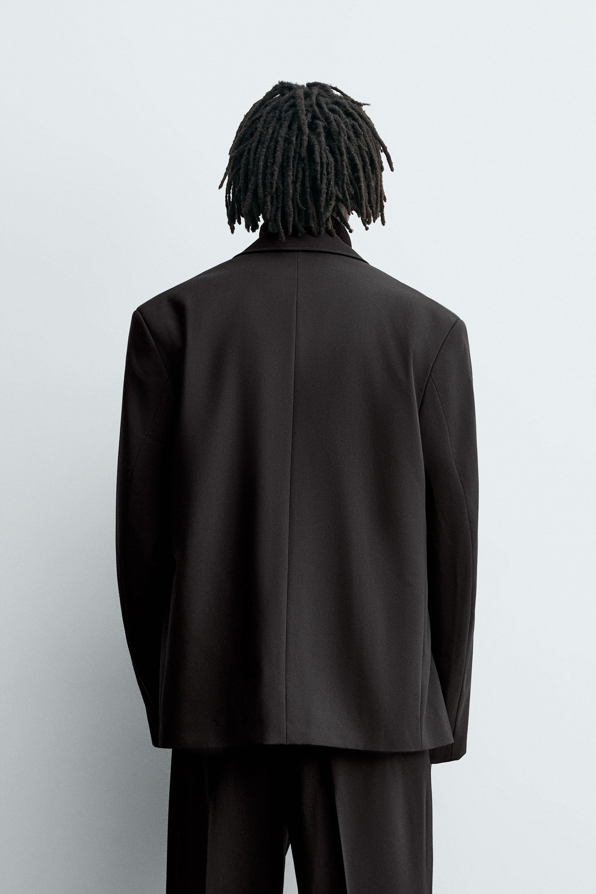 SUIT JACKET WITH REMOVABLE LAPEL