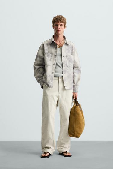 SOBRECAMISA ESTAMPADO ABSTRACTO - Estampado de Zara - Imagen 0