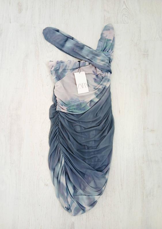 asymmetric draped tulle dress zara PRINTED SECOND HAND occasion-sunday-best Look 8. A black Color:Moody Orchid Concealed back zip closure