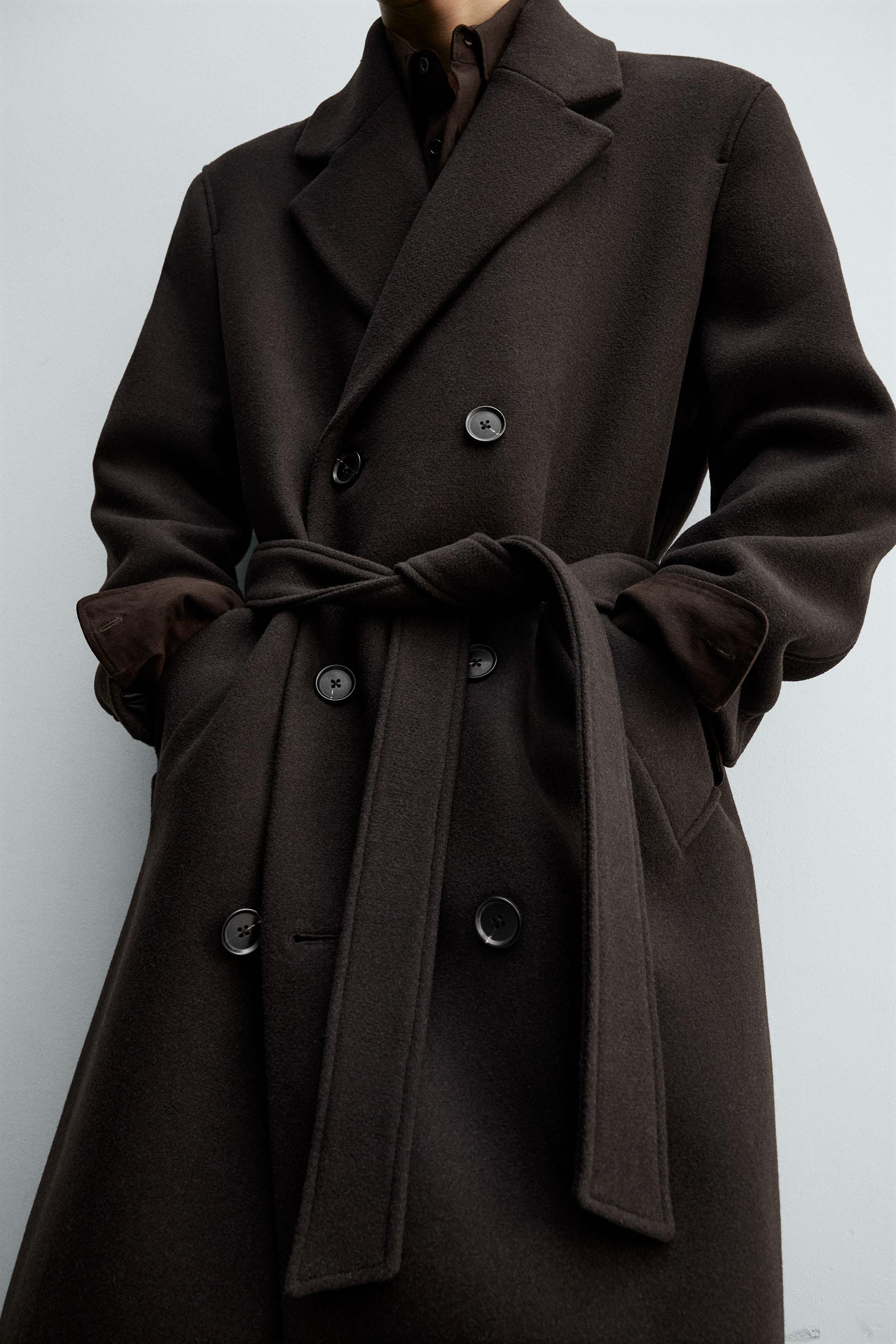 DOUBLE-BREASTED WOOL BLEND COAT WITH BELT
