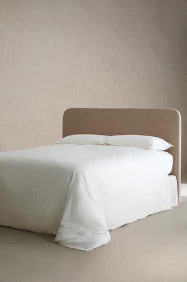 HOUSSE DE COUETTE SATIN JACQUARD (300 FILS) - Blanc cassé de Zara - Image 1