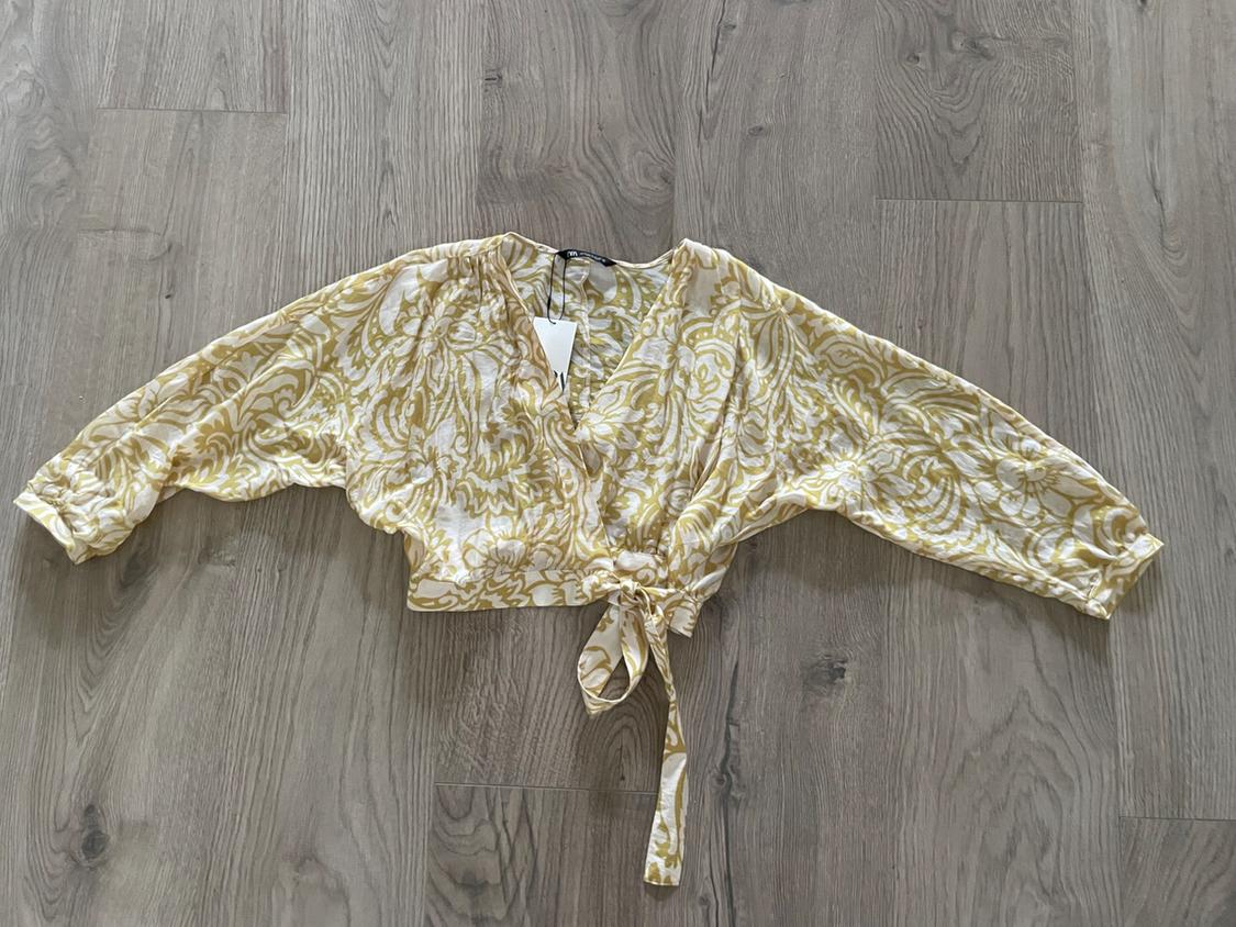 BOW PRINT WRAP TOP - Image 2