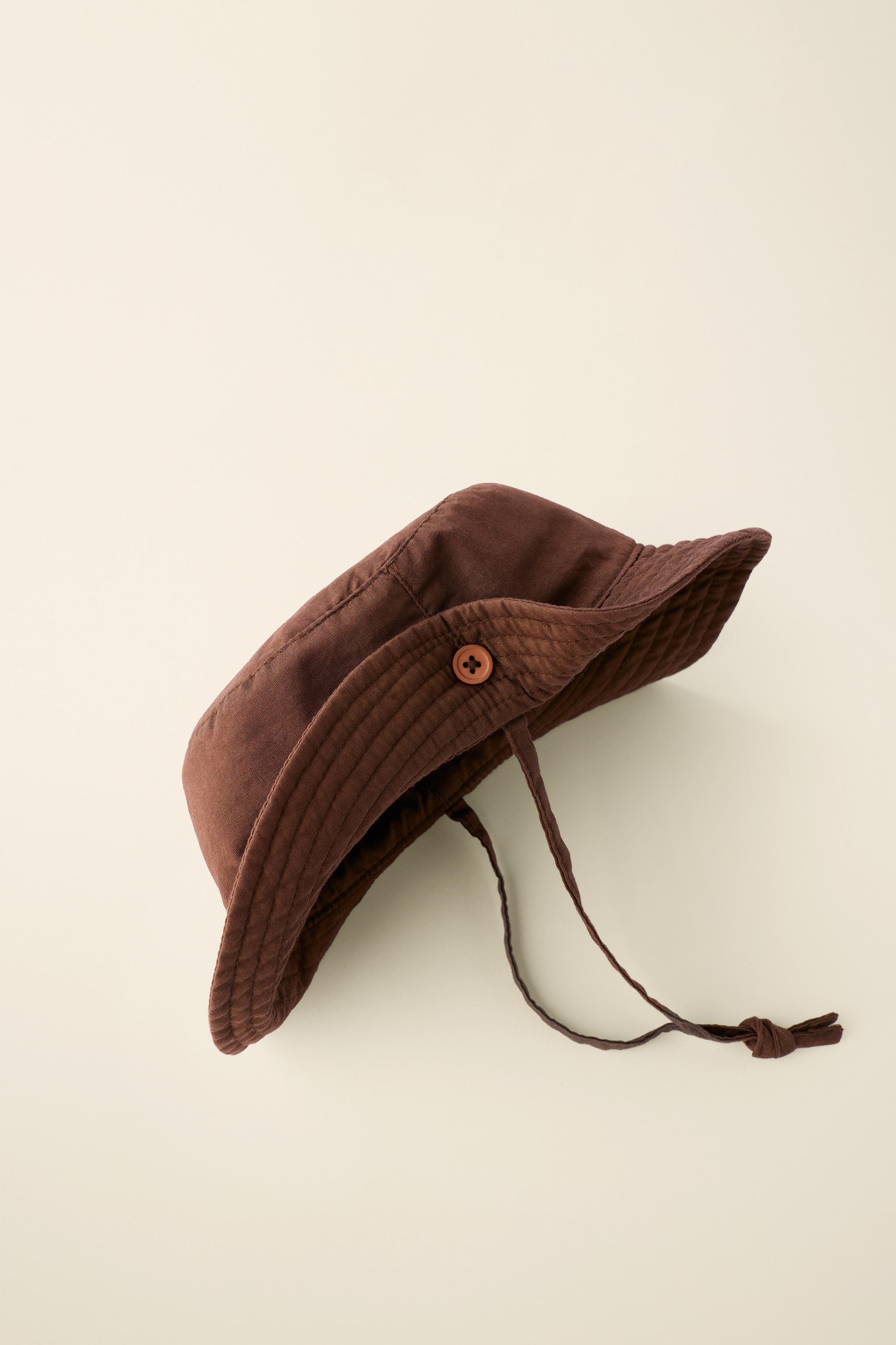 CREATED BY CARAMEL LONDON X ZARA BUCKET HAT