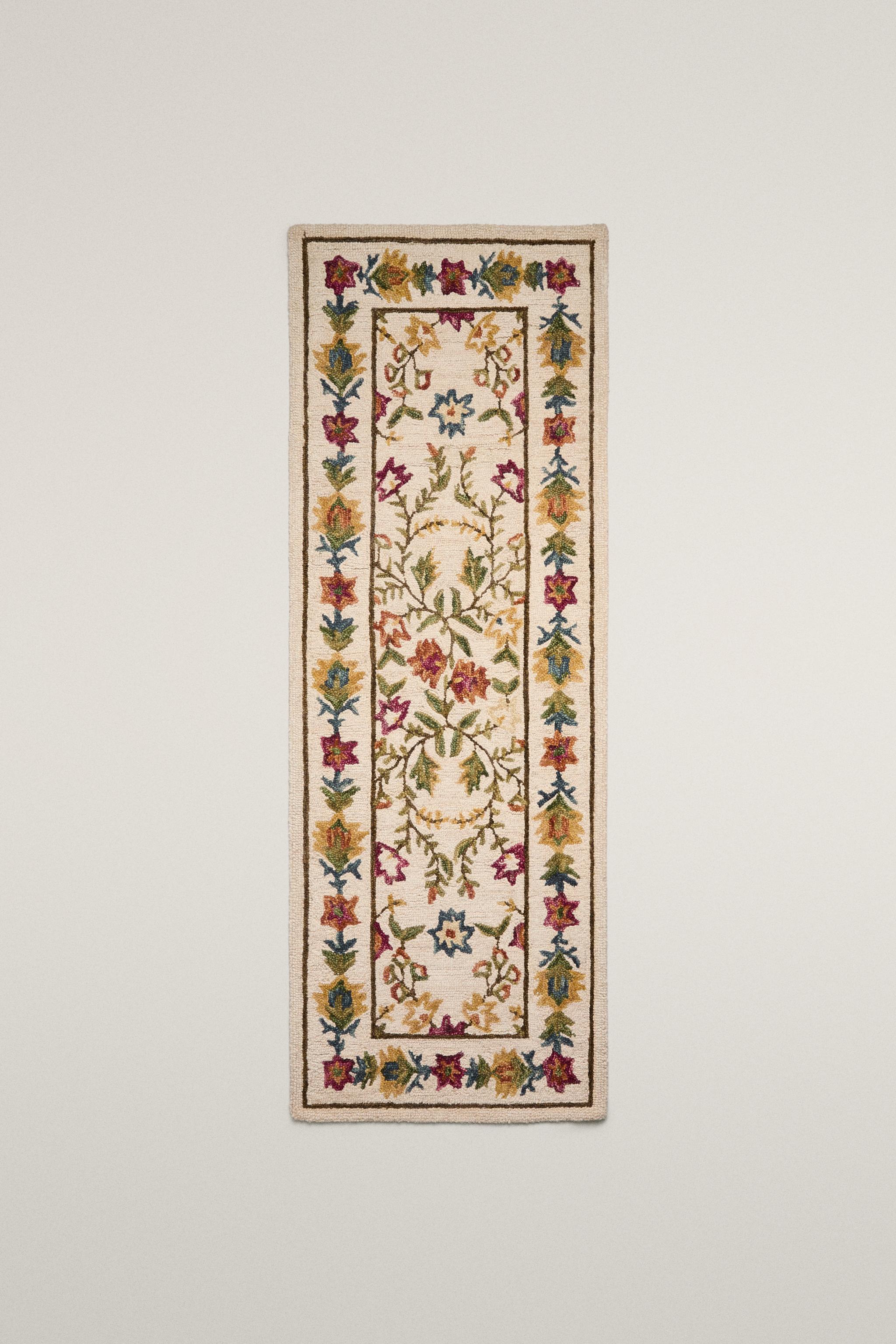 FLORAL PRINT WOOL RUG