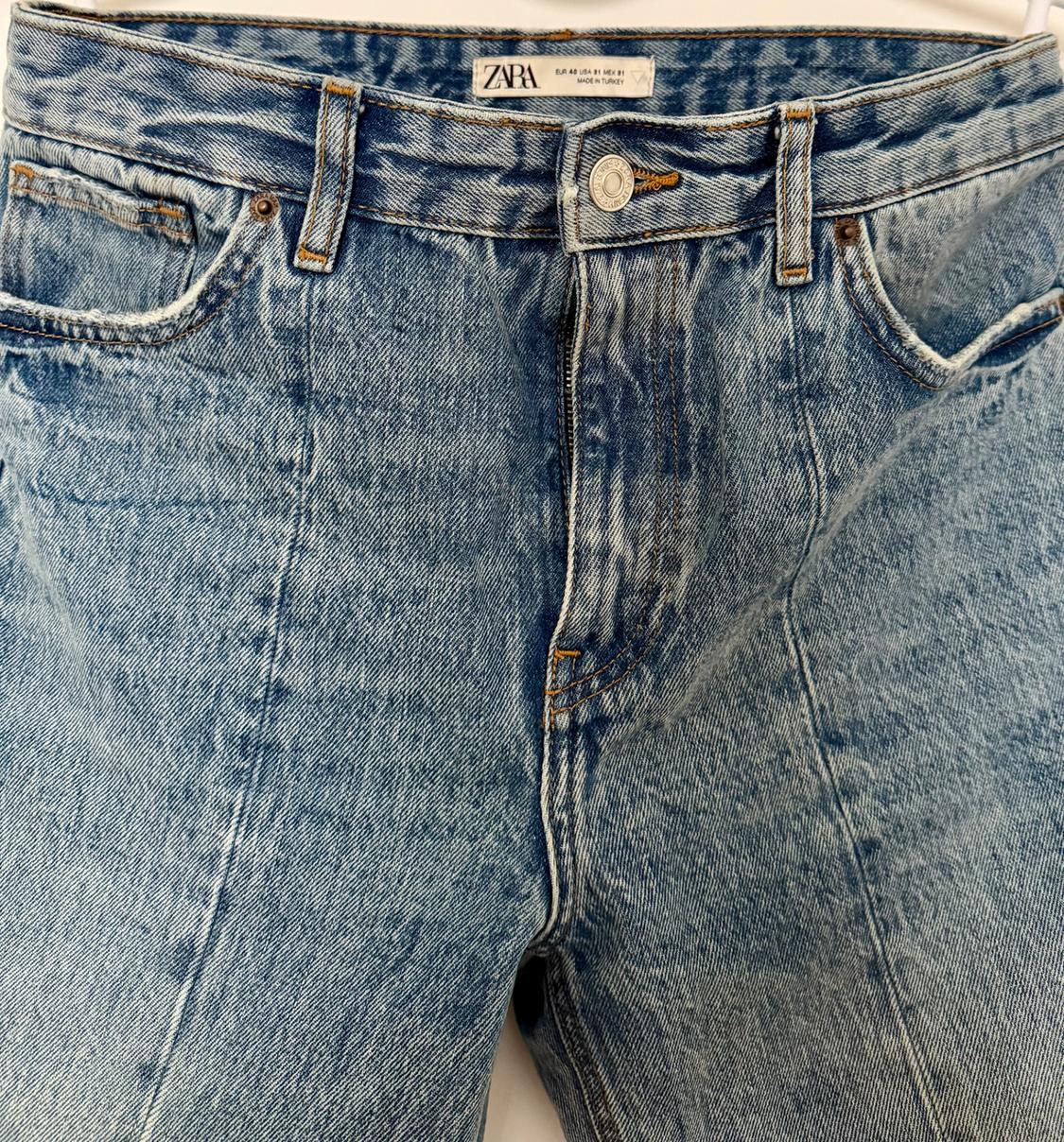 FLARED FIT JEANS - Image 4