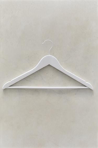 LACQUERED WOODEN HANGER (SET OF 3) - White by Zara