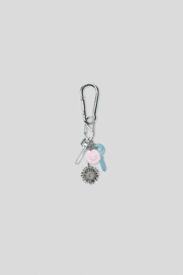 FLOWER AND KEY CHARM KEYRING — Bluish 1