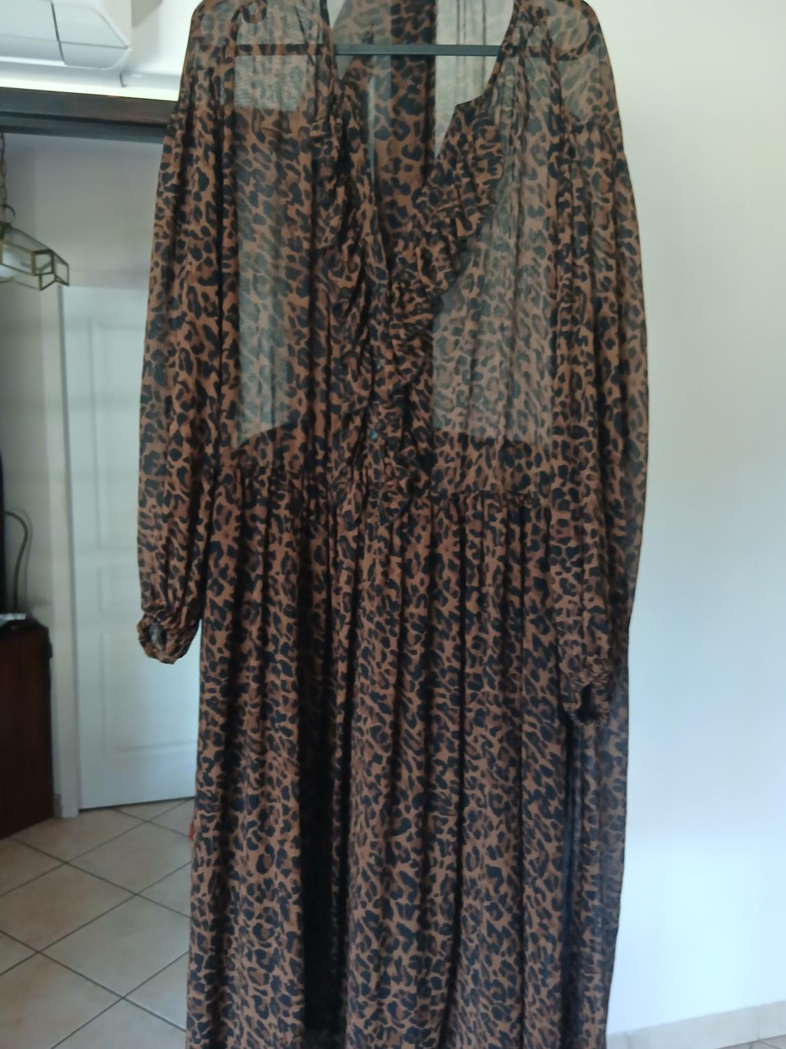 RUFFLED ANIMAL PRINT DRESS