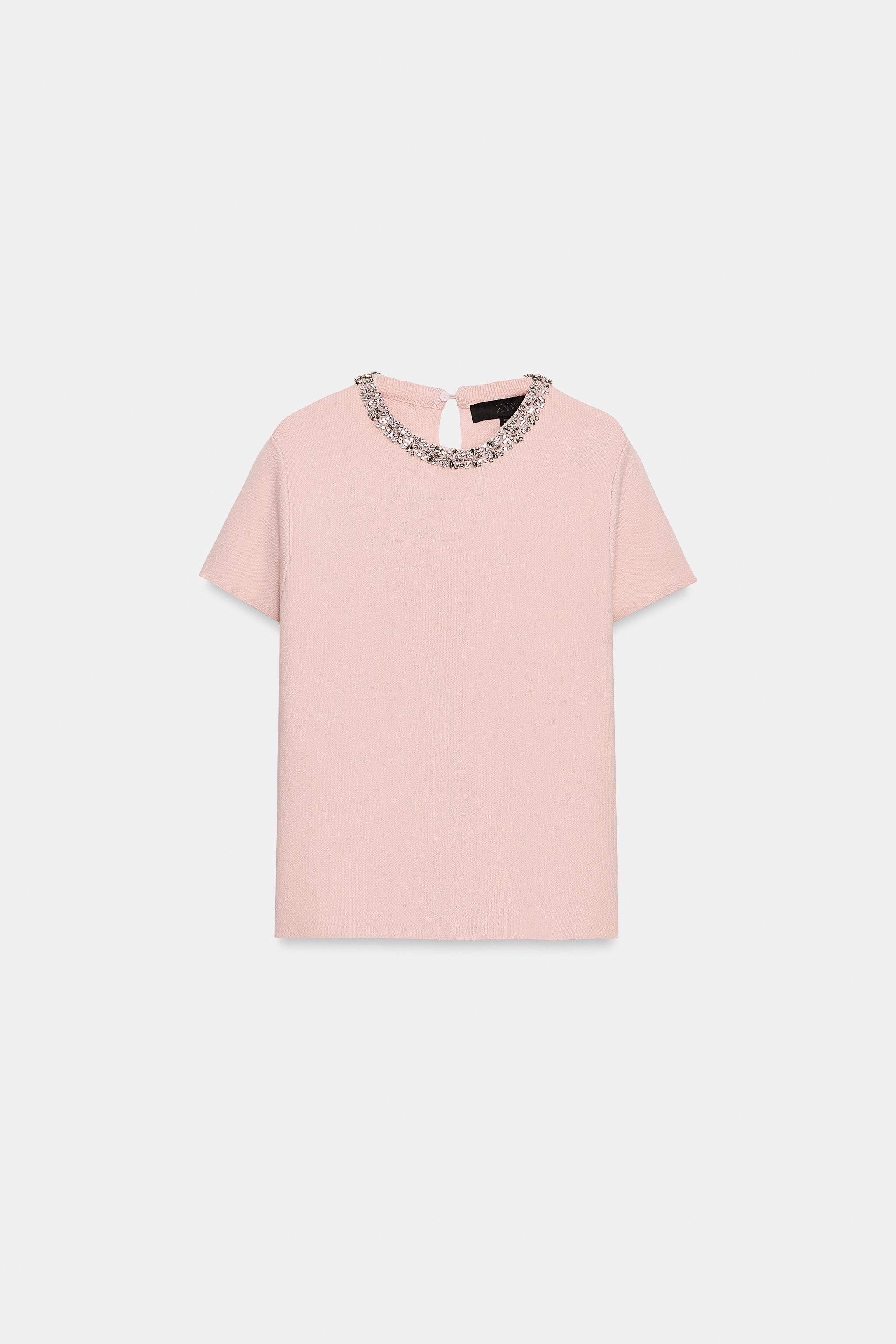 TOP EN MAILLE AVEC FANTAISIE BIJOU
