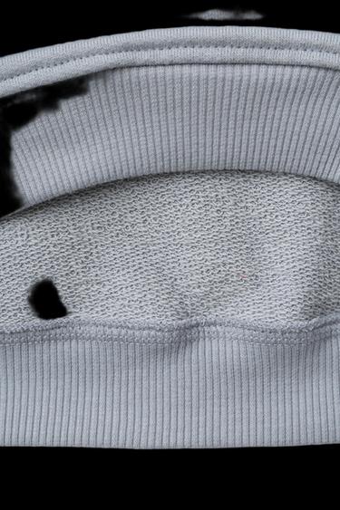 SUDADERA CAPUCHA LAZO BARBIE™ MATTEL - Gris vigoré de Zara