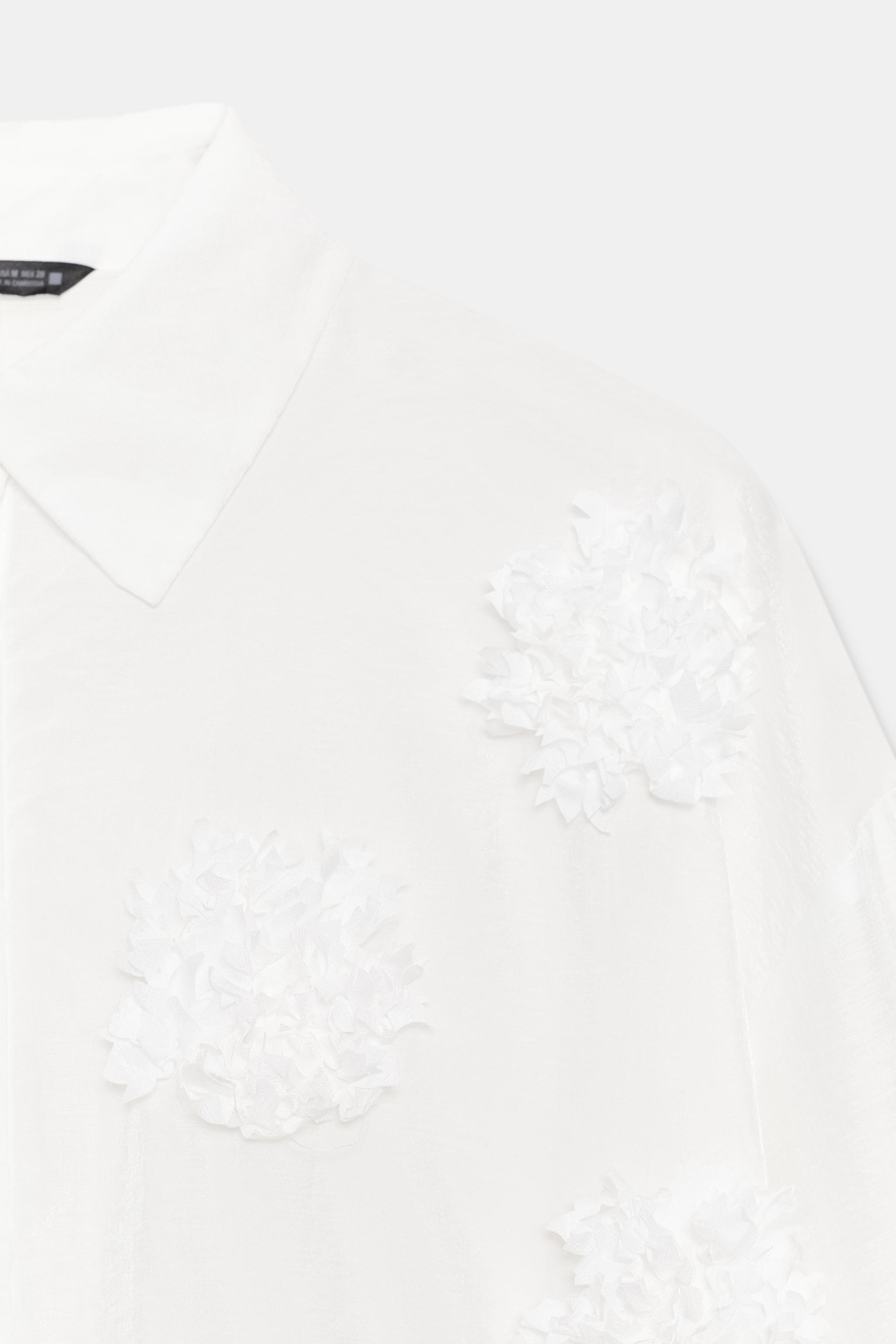 CHEMISE FLUIDE FLEURS EN RELIEF