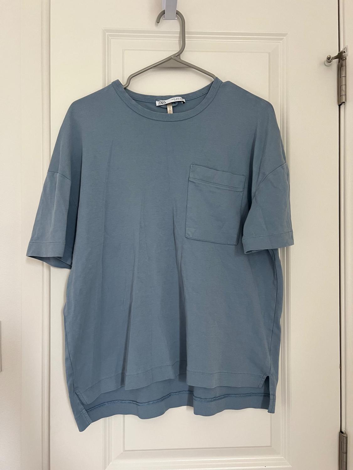 OVERSIZED POCKET T-SHIRT