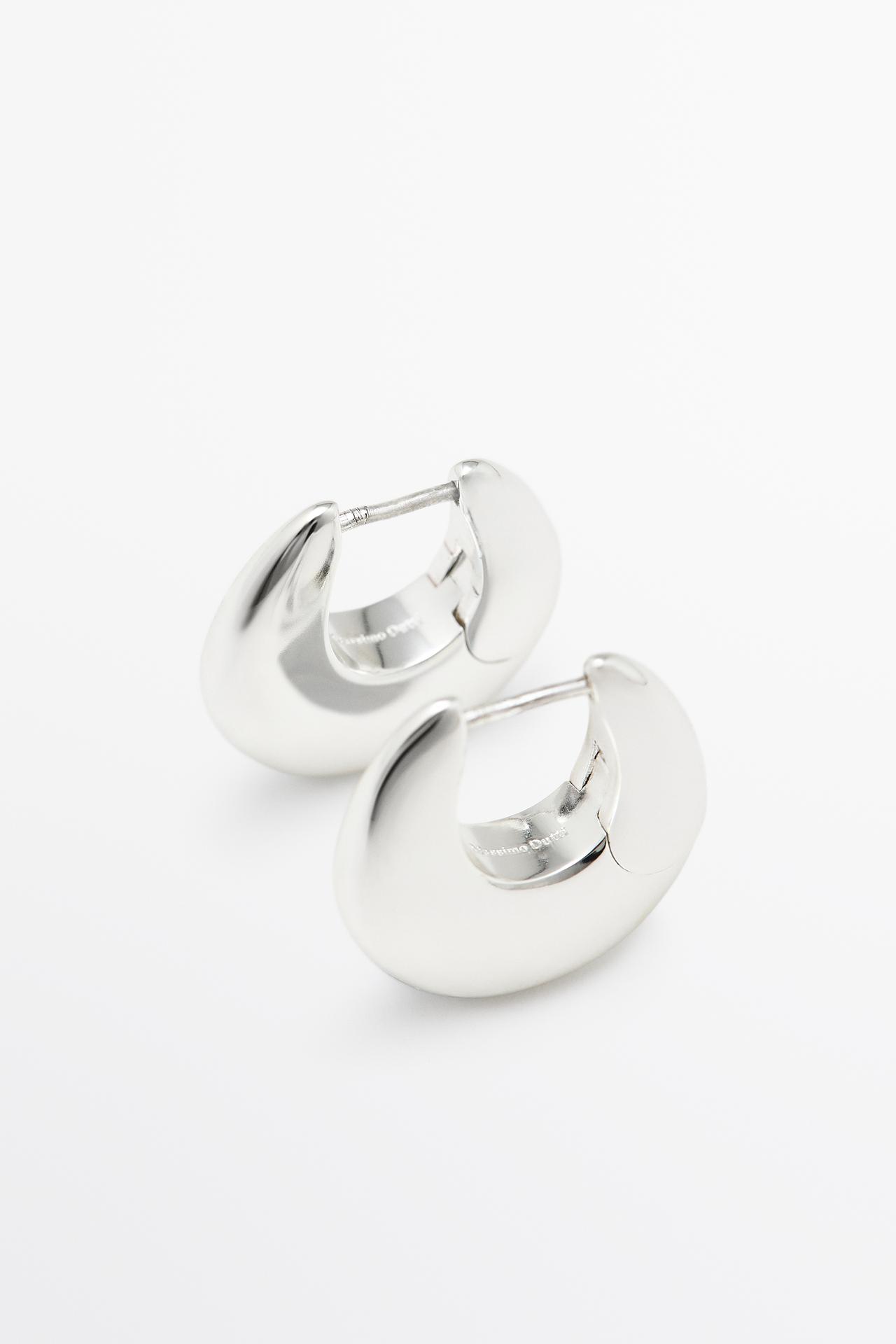 XS oval hoop earrings — Silver