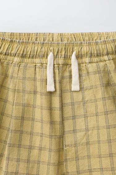 COTTON AND LINEN CHECK PRINT BERMUDA SHORTS - Light brown by Zara - Image 2