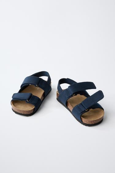 SANDALES À BOUCLES - Bleu marine de Zara - Image 2