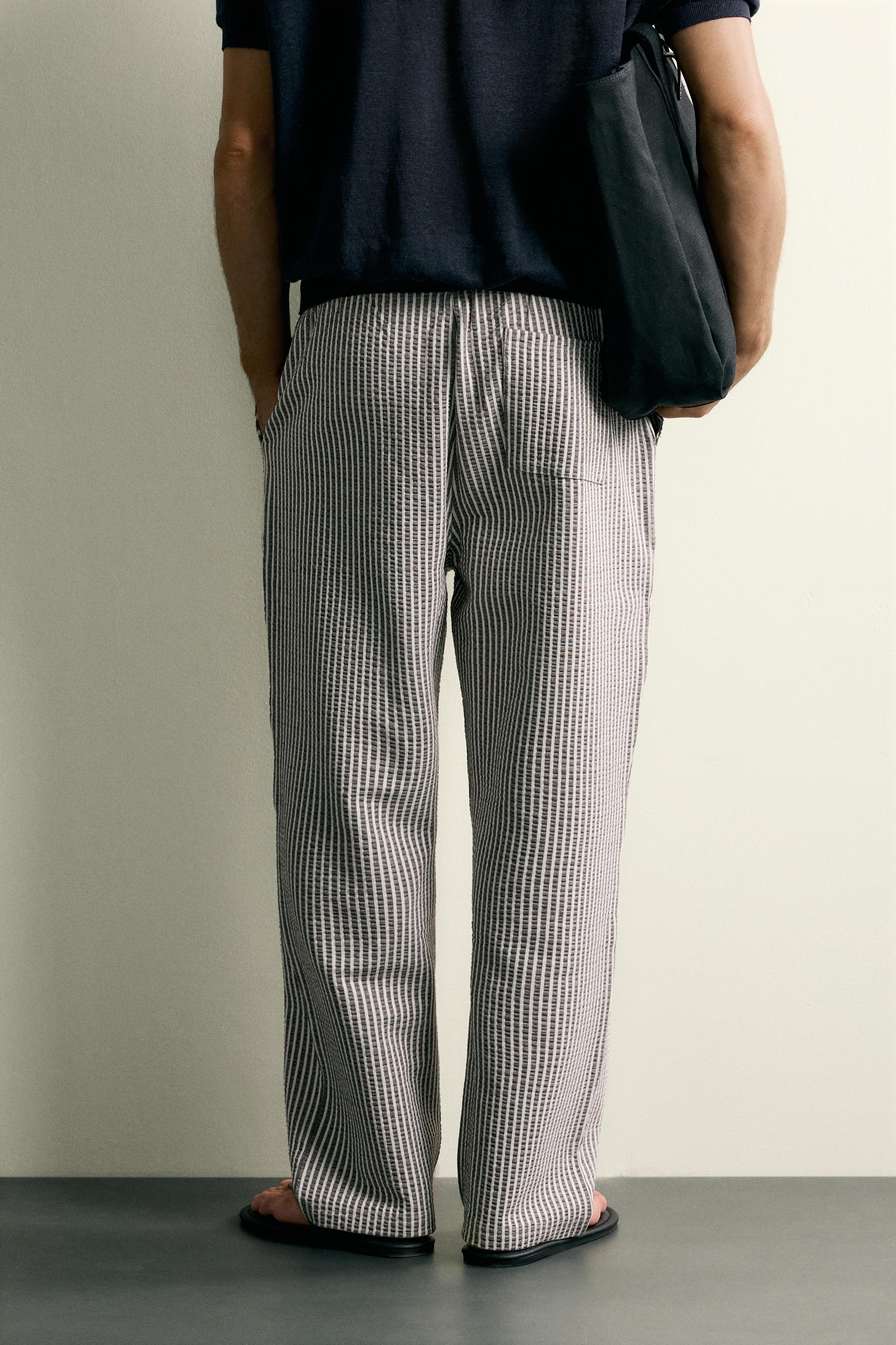 CONTRAST SEERSUCKER RELAXED FIT PANTS