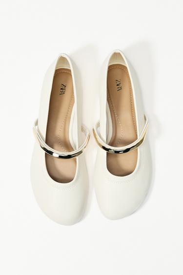 BALLERINAS WITH METAL STRAP - White by Zara