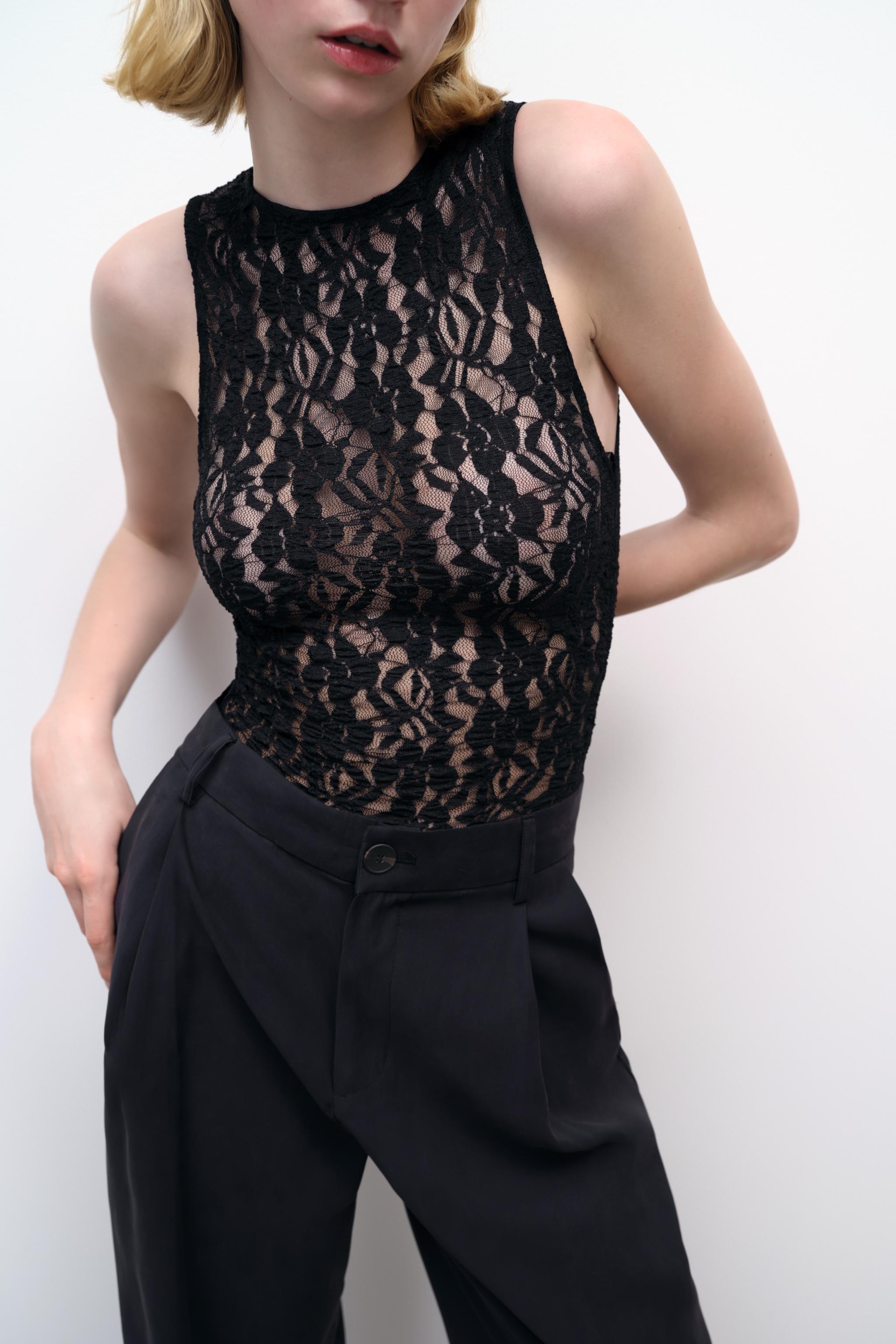 LACE BODYSUIT WITH GATHERED DETAIL - Black