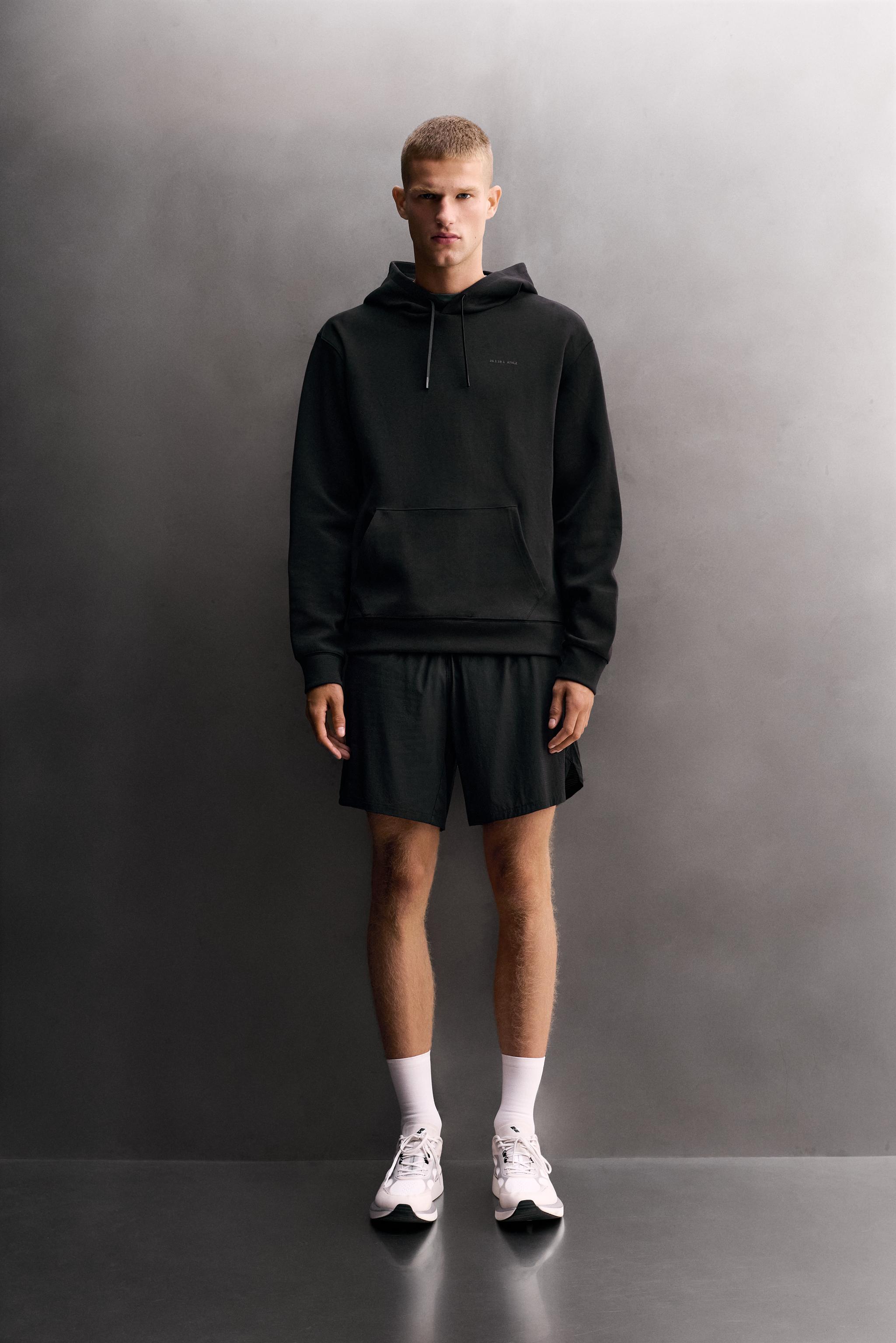 TECHNICAL HOODIE