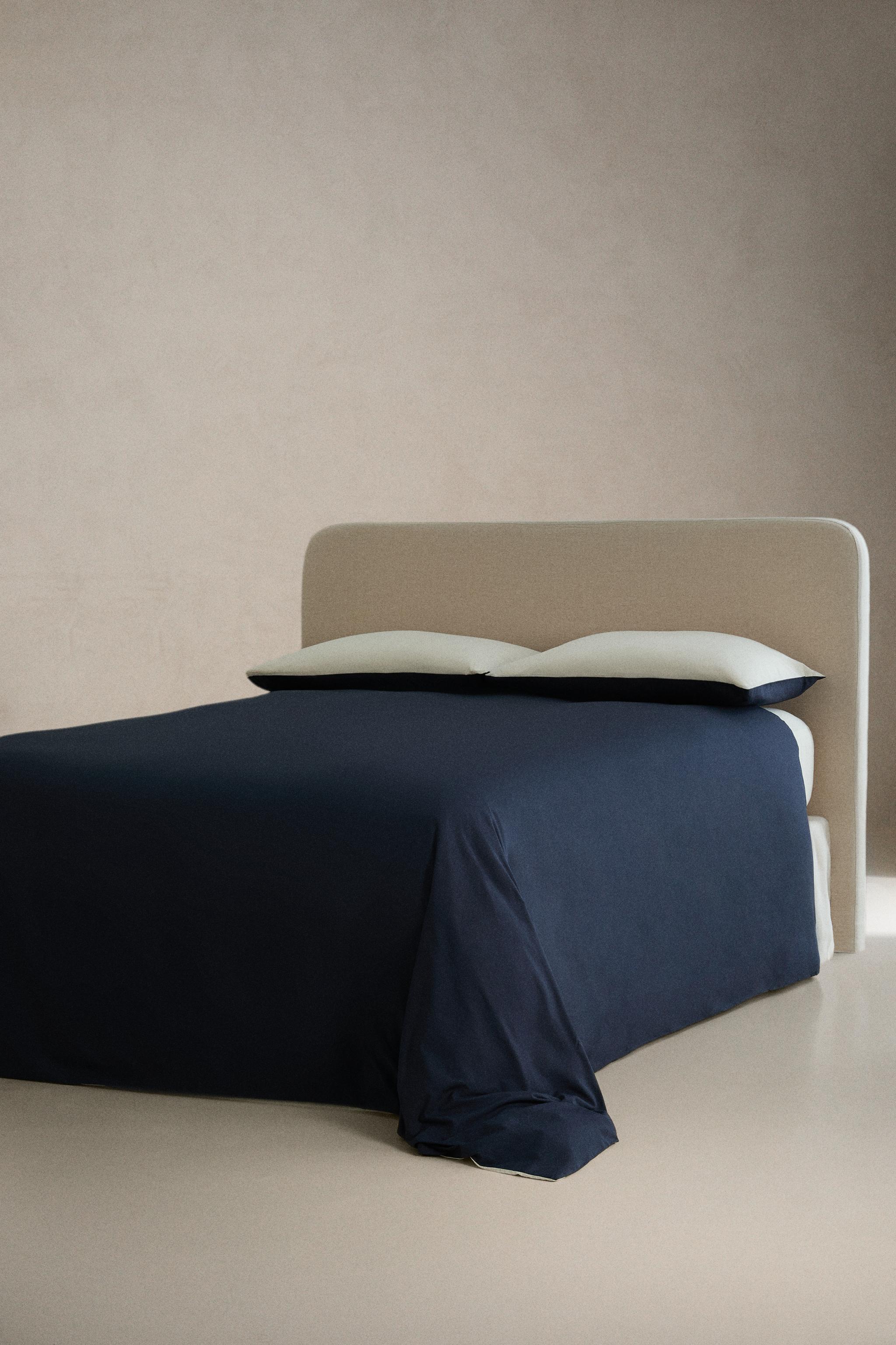 REVERSIBLE PERCALE BEDDING SET (200 THREAD COUNT) — Blue