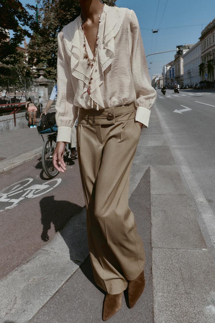 WIDE LEG PANTS WITH GOLD BUTTON