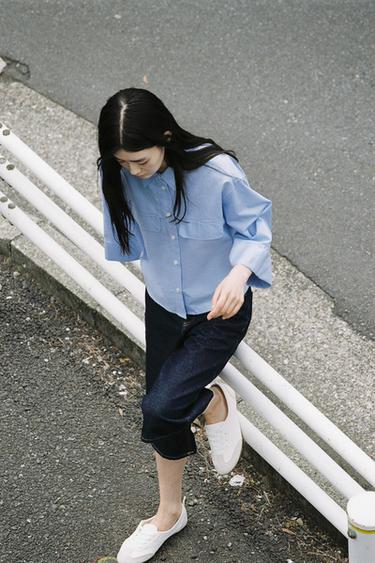 ショート丈オックスフォードシャツライトブルーZaraのショート丈オックスフォードシャツ - ライトブルー