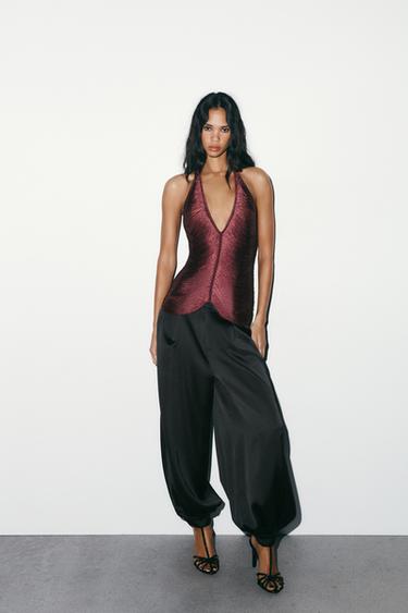 PANTALÓN SATINADO BOMBACHO PLIEGUES - Negro de Zara