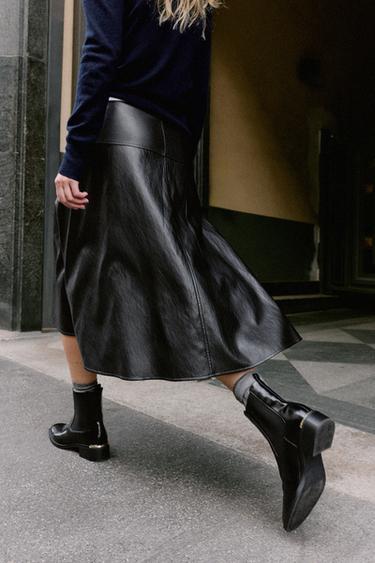 METALLIC DETAIL BLOCK HEEL ANKLE BOOTS — Black 2